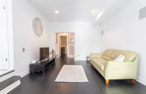 Mattoon House | Spacious Home with Theater
