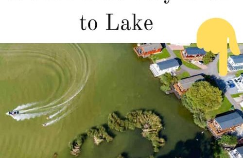 Chichester House | Spacious Homely Lakeside Lodge close to the Beaches