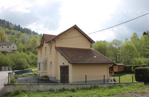 Travexin House | Spacious house 5 people possible 7, enclosed garden, animals accepted class 3 stars