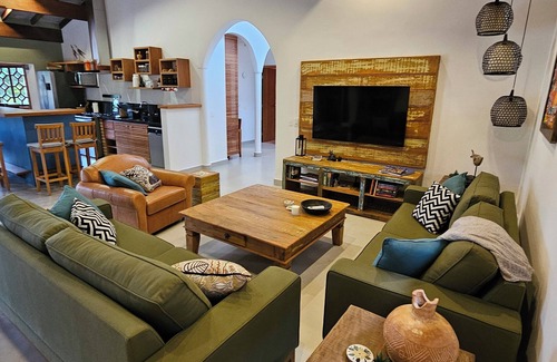 Saco da Capela House | Spacious house with garden and heated pool. A paradise close to everything