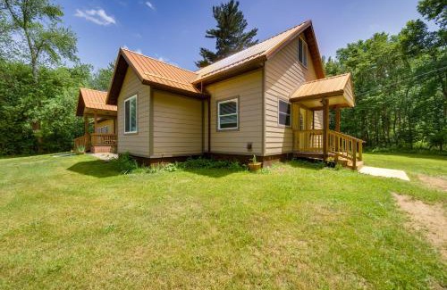 Harbert House | Spacious House on Half Acre Less Than 3 Mi to Beach!
