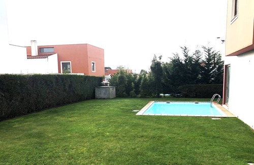 Casalinho House | Spacious house, Own Private Pool. Unlimited free Wi Fi. Golf And Beaches 5 Min