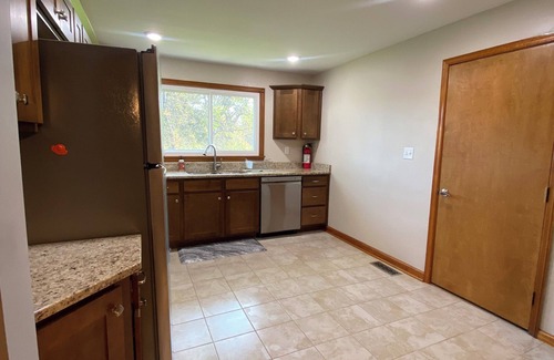 Powell House | Spacious house with large front and back yard, recently renovated