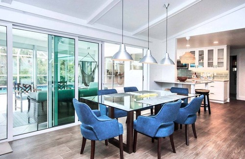 Beachview Country Club Estates House | Spacious island retreat with pool | Minutes to the beach - Blue Heron in Sanibel