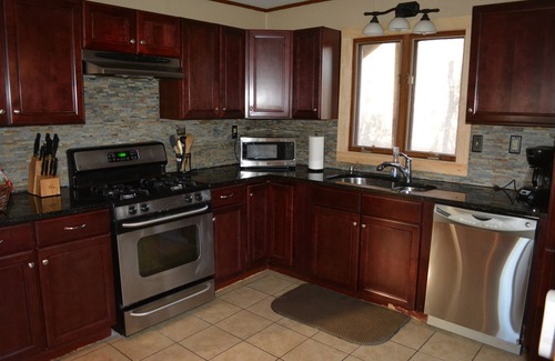 Lake Harmony Estates House | Spacious Lake Harmony Rental With Hot Tub, Pool Table, Custom Bar And Much More!