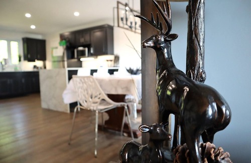 Armour Cottage | Spacious Lakefront Cottage In Muskoka | Cozy Wood Fireplace, Breathtaking Views