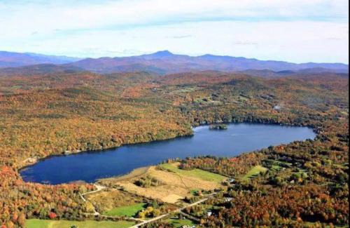 Hinesburg House | Spacious Lakefront Retreat w/Stunning Views