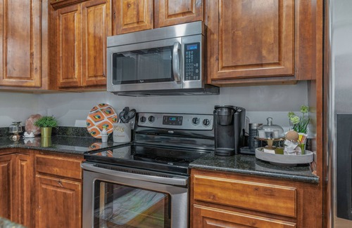Joplin Apartment | Spacious Loft in walking distance to coffee shops and great dining options.