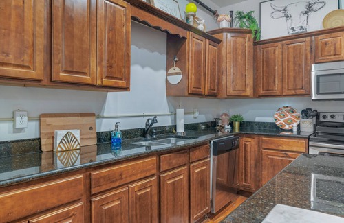 Joplin Apartment | Spacious Loft in walking distance to coffee shops and great dining options.