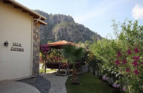 Dalyan City Center Villa | Spacious Luxury Villa with Own Pool and Stunning Mountain Views