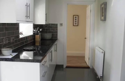 St Mary's Bay House | Spacious & modern bungalow by the sea - New Romney, Hythe & Dymchurch
