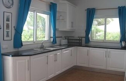 Alcalar Villa | Spacious Modern Villa In Exclusive Cul-De-Sac Location