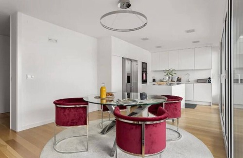 Sao Domingos de Benfica Apartment | Spacious Modern 3BR Apartment with Terrace & City Views near Luz Stadium Benfica
