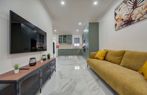 Mosta Apartment | Spacious Mosta 3BR Apartment with Private Balcony