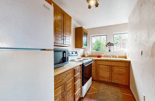 Durango - Purgatory House | Spacious mountain retreat w/incredible views, hot tub, gym & great location