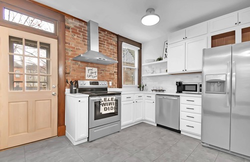 Olde Towne East House | Spacious newly-renovated Downtown Columbus home