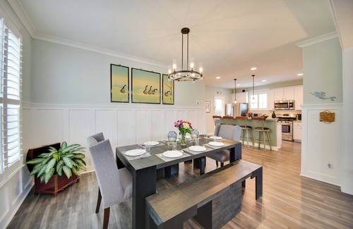 East Ocean View House | Spacious Norfolk Home w/Private Hot Tub!