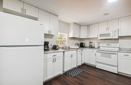 Bearss Plaza House | Spacious Outdoor Fun Filled Home