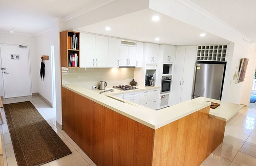 Redfern Apartment | Spacious Park-Side Retreat Moments From The City
