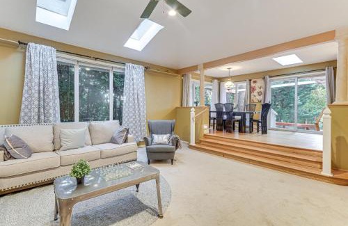 Tanasbourne House | Spacious Portland Area Home with Fenced Yard
