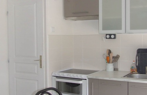 Beauquesne Apartment | Spacious, quiet apartment on 1st floor with parking space
