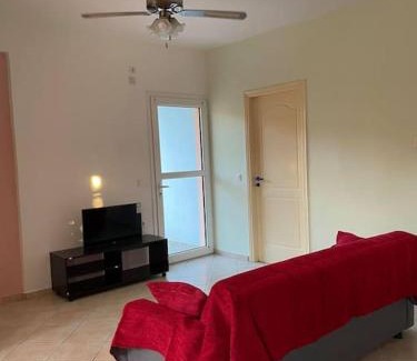 Krieza Apartment | Spacious Quiet Apartment for Relaxed Holidays 2