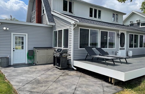 Crystal House | Spacious, remodeled, family friendly lakefront home.