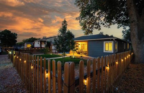 Edgewater House | Spacious remodeled ranch near Sloan’s Lake w/ luxury amenities and outdoor fun!