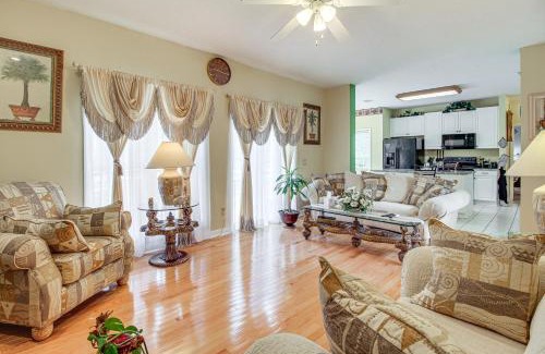 Richmond Hill House | Spacious Richmond Hill Hideaway with Deck!