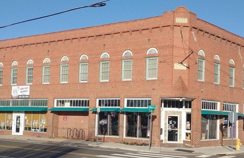 Salisbury Apartment | Spacious Riverfront Loft Close to Downtown and Dining