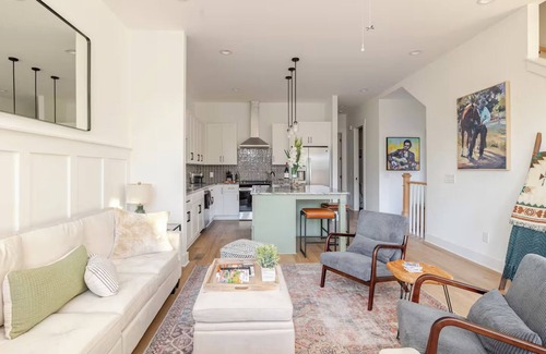 McFerrin Park Condo | Spacious Rooftop Retreat & Skyline Views