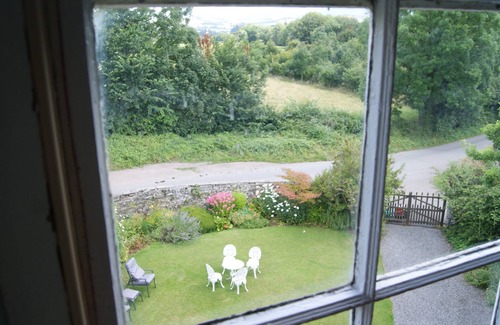 Brecon Apartment | Spacious, self-contained apartment nestled in the Brecon Beacons National Park