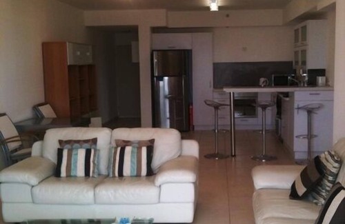Netanya Apartment | Spacious South Netanya Apartment in the Royal Residence with Beautiful Sea View