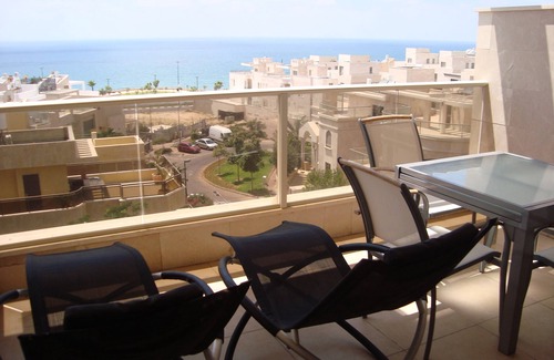 Netanya Apartment | Spacious South Netanya Apartment in the Royal Residence with Beautiful Sea View
