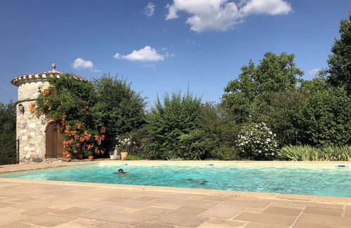Le Verdier House | Spacious Stone Barn, Large Pool and Terrace, Peaceful, Rural Location in Tarn.