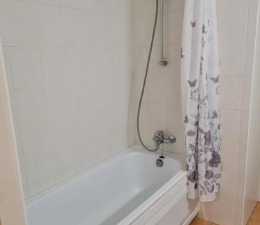 Tatari Apartment | Spacious studio apartment in city center Tallinn