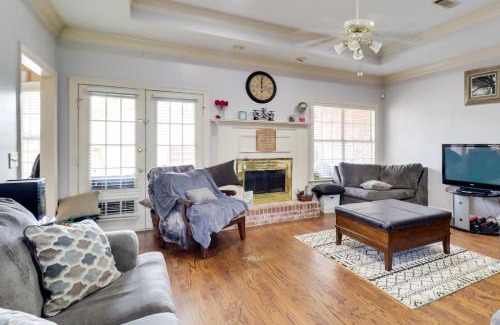 Ridgeland House | Spacious Suburban Home with Pool Access in Ridgeland