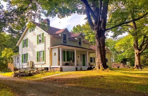 Chester House | Spacious Suite (1 hr to Manhattan)