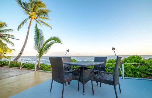 Kaunakakai House | Spacious Suite at Hotel Molokai! Ocean Front Suite with Balcony, Outdoor Pool!