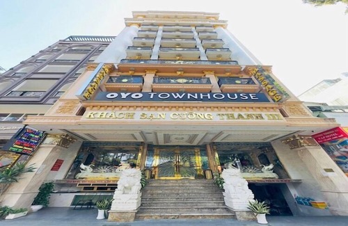District 10 House | Spacious Suite Stay | Walk to Children Hospital 1