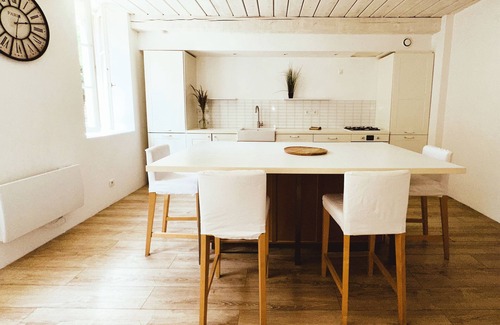 Bargemon Apartment | Spacious T3 - Swimming pool 2 min away - Heart of the village