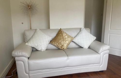 Penrhyn Bay House | Spacious three bedroom property in Penrhyn bay - sleeps 6