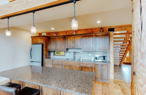 Alpine House | Spacious, Three-Story House w/Large Deck, Gas Fireplace, and Valley Views