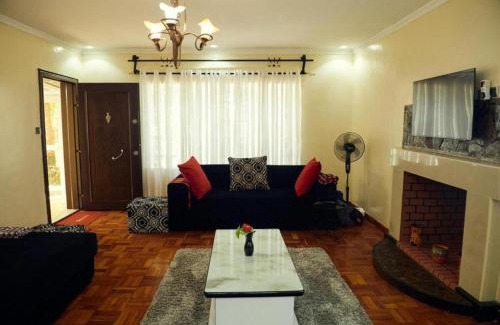 Nakuru House | Spacious Town House in Nakuru