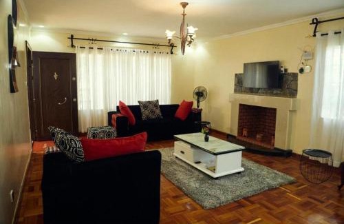 Nakuru House | Spacious Town House in Nakuru