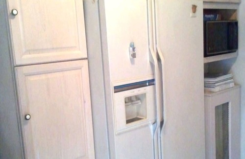 East Flatbush House | Spacious Townhome Apartment.