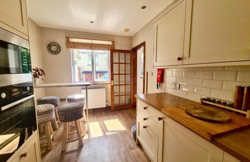 Bude House | Spacious townhouse near Bude beaches