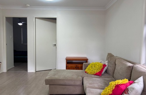 Baulkham Hills House | Spacious two bedroom granny @Baulkham Hills