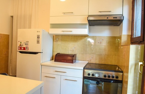 Bijeli do Apartment | Spacious Two Bedroom Apartment in quiet area 6min from the center