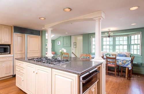 Manchester-by-the-Sea House | Spacious 1790 Captain's estate, large pool, near beautiful beach